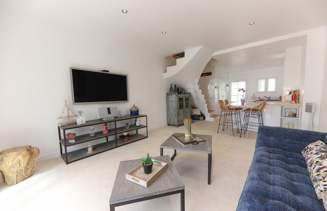 Attractive Holiday Home in Port Grimaud With Jetty - Photo 14