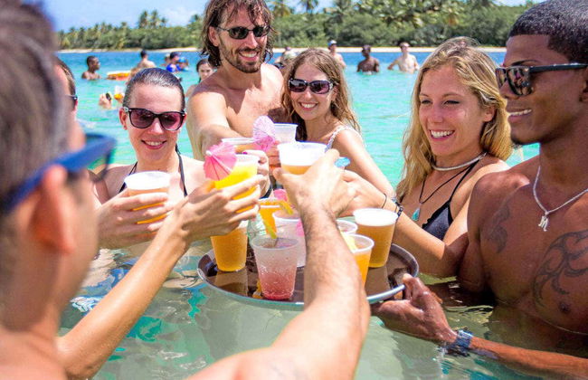 Paseo en barco y snorkel en Marinarium - Foto 7