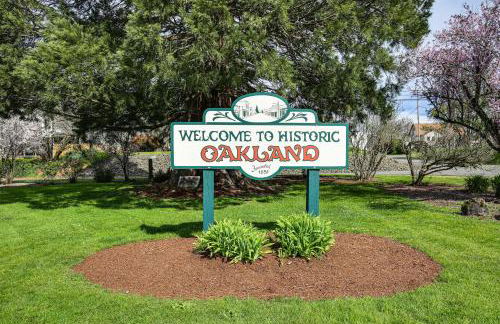 Great Outdoor Space! Serene Getaway in Oakland - Foto 26