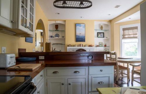 Magnolia Court Suites - Photo 19