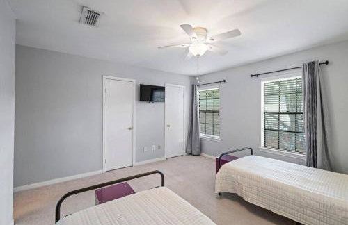 Townhome - Convenient Location - Foto 26