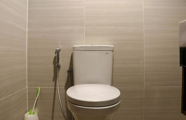 Beautiful Pool View Homey Spacious Studio At West Vista Apartment - Foto 22