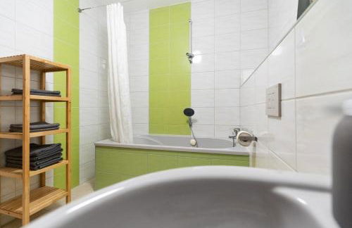 230 m2 Loft mit eigenem Wintergarten mit Tischtennis & Dart, kostenloser Parkplatz - Foto 25