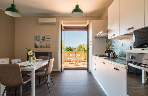 10' from the Sea, Elegant Penthouse with Terrace - Foto 36