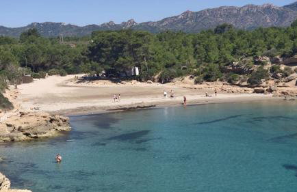 Amarella Costa Dorada - Alojamientos privados en villa mediterránea con amplia piscina y zonas BBQ - Foto 15