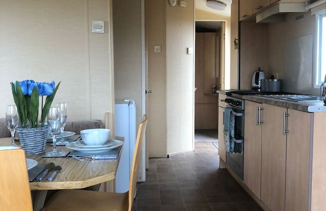 Adorable 2 Bedroom Caravan in Clacton-on-sea - Foto 25