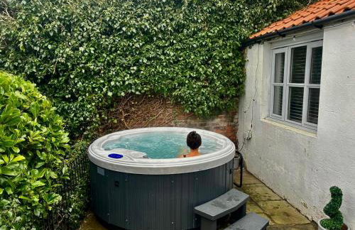 Sunshine Cottage - Photo 9