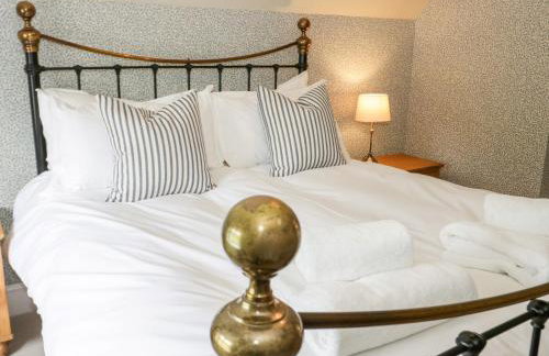 Gwern Borter Manor - Photo 42