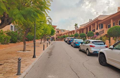 Luxury Apartments Mascarat - Photo 46