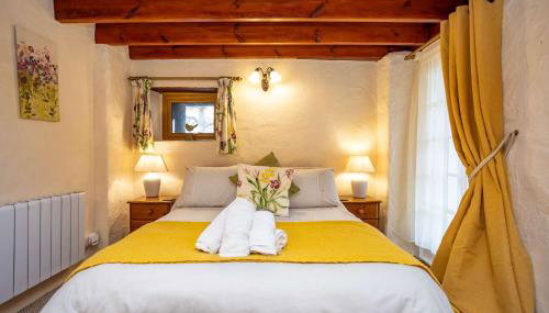 The Stable - One Bedroom Apartment - St Florence - Foto 1, towels