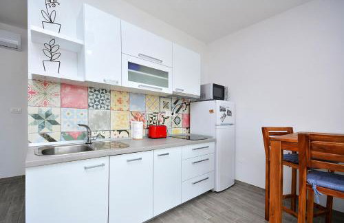 Sea View Luxury Apartments, ALA DA - Photo 13