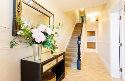 111 By Mayfair - Luxurious 12 Bedroom House, Portrush - Foto 56
