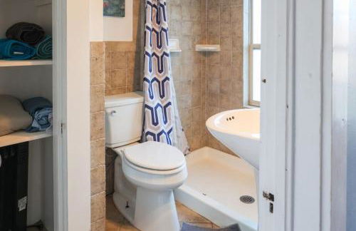 Riverfront Home (Apartment and Bar) - Foto 35