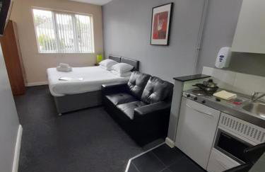 Lymedale Suites Studios & Aparthotel in NEWCASTLE UNDER LYME & STOKE - Foto 15