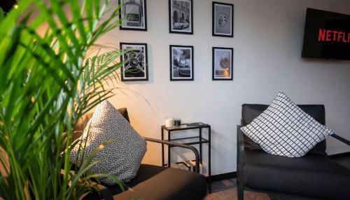 Black & White Apartment - Balkon, Netflix, Nespresso, Zentral, Messe - Foto 2