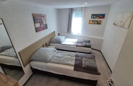 Volkspark-3-Zimmer-Wohnung-4 Betten-Mainz - Photo 9