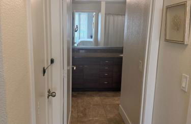 Villa Marina - AMAZING Modern, Spacious, Stylish 2 Master Suites in CENTRAL Marina Del Rey - Photo 33