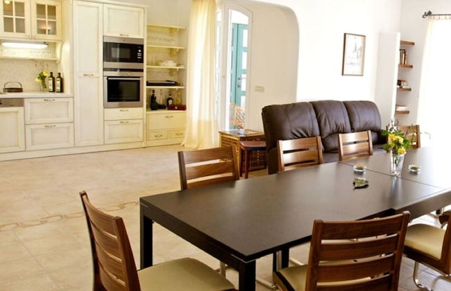 Adorable Villa With Swimming Pool and sea View - Foto 27