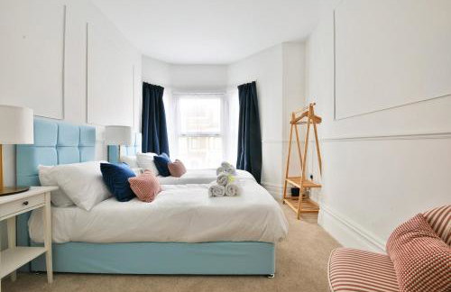 Beautifully Designed Flat with Full Amenities - Photo 30