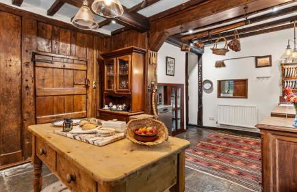 Stourton Manor - Photo 10