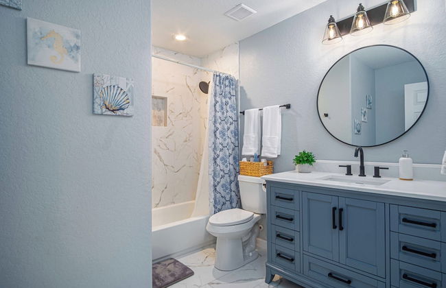 Trendy Historical Home Near Downtown Attractions - Foto 25