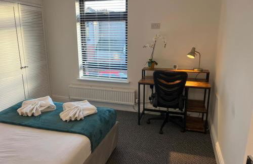 3BR, 6 min to central station, full kitchen - Foto 13