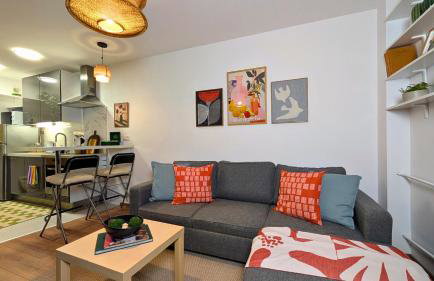 Bella Luna Luxury Suites - Warm & Modern Apt Near Old Town & Museums - Foto 3