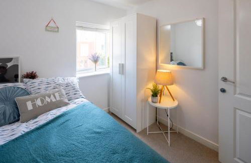 Cozy Glam Patchway Garden House Sleep 9 Mid-Long Term Welcome - Foto 14