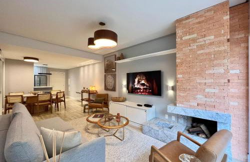 Casa de Pedra 2 Suítes e Piscina by Achei Gramado - Photo 9