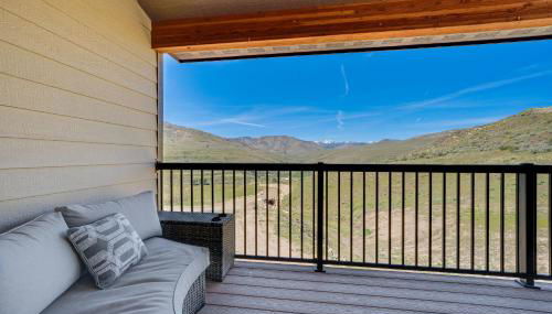 Pateros Home with Deck, 7 Mi to Alta Lake Park! - Foto 2