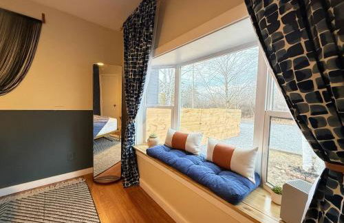 Vibing Hudson Retreat Pet-Friendly w Hot Tub - Foto 12