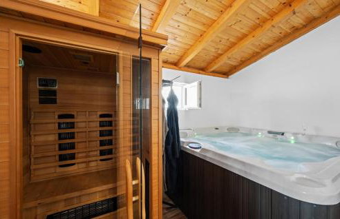 Stunning Home In Drinovci With Sauna - Foto 3