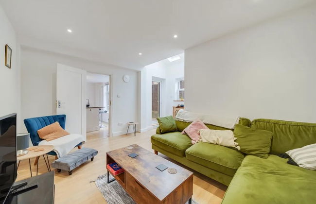 Charming Spacious 2-bed Apartment in London - Foto 11