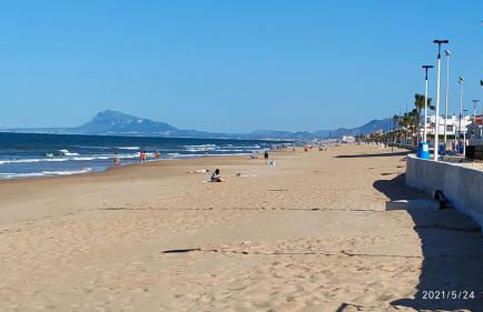 Adosado a 300m de la playa VT-49863-V - Foto 35