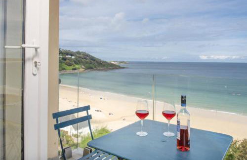 Emerald - Stunning Views - Free Parking and WiFi - Coffee Machine - Foto 2