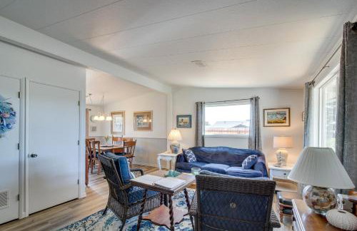 Central Bandon Retreat with Deck Less Than 1 Mi to Beach! - Photo 4