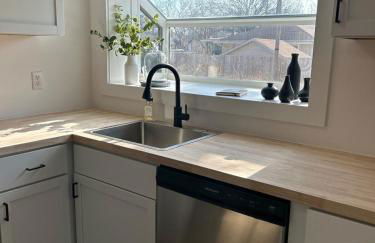 Monroe Manor - Foto 12