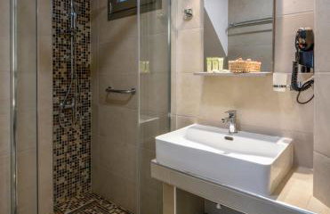 Marthina Luxury Living - Photo 46