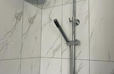 Casas Chão da Roseira - Foto 9