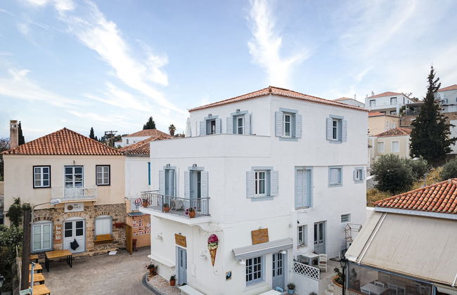 Old Port Spetses Mansion - Photo 32