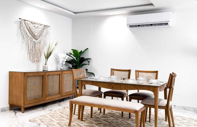 The 2bdr Radiant Residence 5 min to Airport - Foto 18