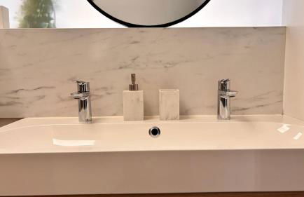 Lost inn Lyon Part dieu -Entre centre ville et gare part dieu -Netflix - Foto 25