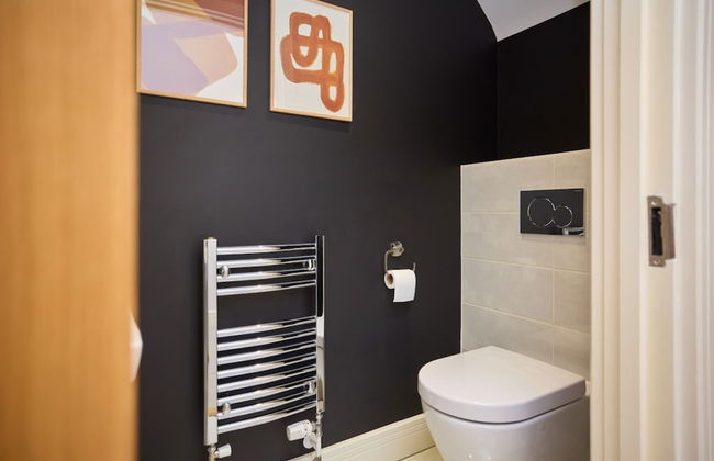 The Ascot Escape - Stylish 4bdr With Courtyard - Foto 32