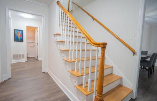 Fire pit - 6 Min to North Hills - Screened Porch - Foto 34