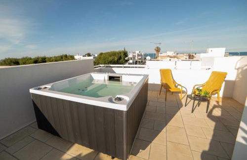 VILLA PONENTE - Beach & Jacuzzi - Foto 7