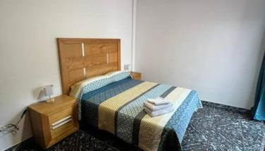 3 dormitorios. Terraza. Bus stop - Foto 2