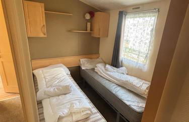 Singh&Leite Family Caravan Sleeps 6 - Foto 8