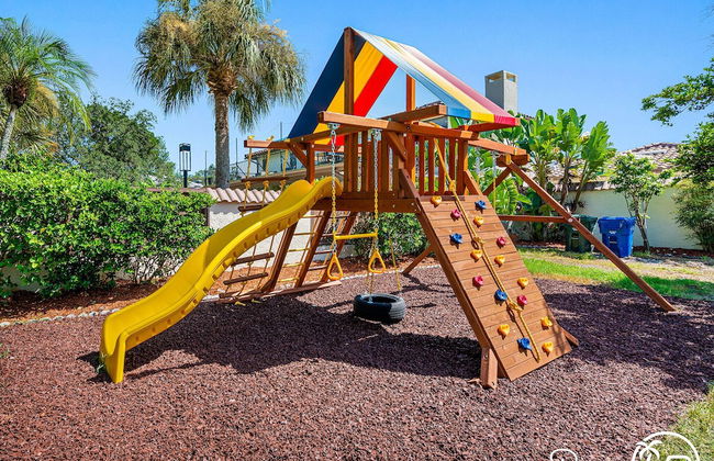 8 BR Heated Pool & Soccer Field - Photo 30