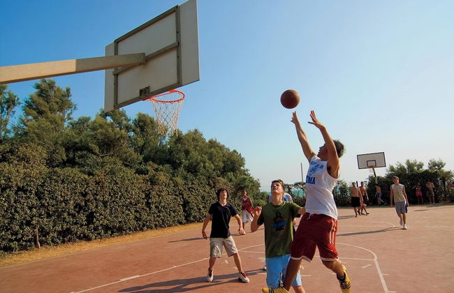 Chalet in Baia Domizia With Private Beach - Photo 19