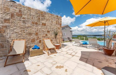 Amazing Home In Ugrinic - Foto 10